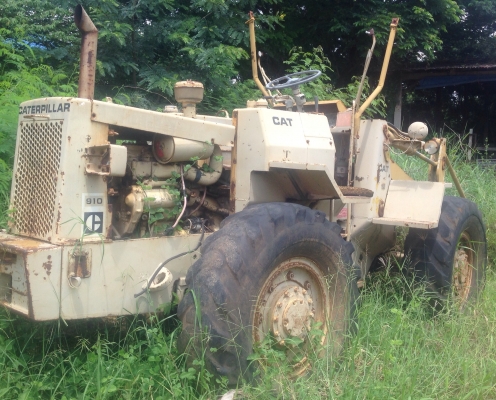 ขายด่วน CAT 910 รถตักล้อยางเอวอ่อน ขายตามสภาพครับ เก็บรายละเอียดอีกไม่มากครับ เครื่องยนต์เดิมๆสภาพดี ระบบไฮดรอลิกส์มีปัญหาต้องแก้ไขครับ โดยรวมอุปกรณ์ยังอยู่ครบครับ เอกสารสัญญาซื้อขาย ราคาต่อรองได้ครับ