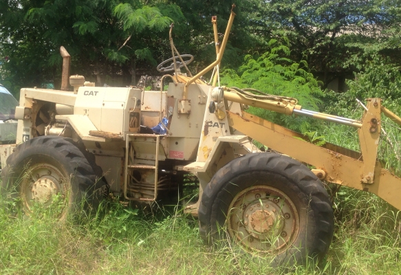 ขายด่วน CAT 910 รถตักล้อยางเอวอ่อน ขายตามสภาพครับ เก็บรายละเอียดอีกไม่มากครับ เครื่องยนต์เดิมๆสภาพดี ระบบไฮดรอลิกส์มีปัญหาต้องแก้ไขครับ โดยรวมอุปกรณ์ยังอยู่ครบครับ เอกสารสัญญาซื้อขาย ราคาต่อรองได้ครับ