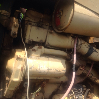 ขายด่วน CAT 910 รถตักล้อยางเอวอ่อน ขายตามสภาพครับ เก็บรายละเอียดอีกไม่มากครับ เครื่องยนต์เดิมๆสภาพดี ระบบไฮดรอลิกส์มีปัญหาต้องแก้ไขครับ โดยรวมอุปกรณ์ยังอยู่ครบครับ เอกสารสัญญาซื้อขาย ราคาต่อรองได้ครับ