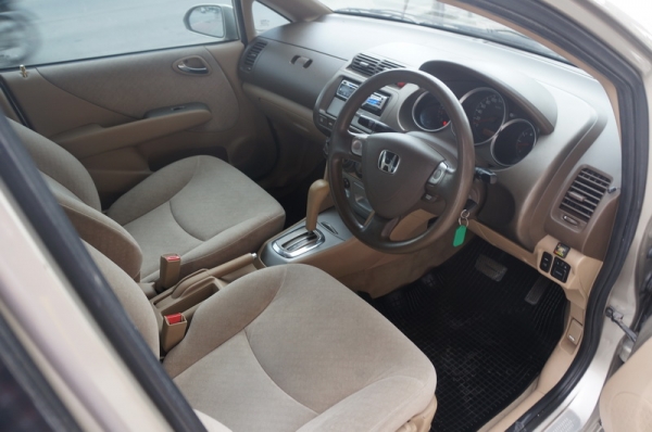 HONDA CITY ปี 2003 รถสวย ติดแก็ส LPG หัวฉีด กระจกไฟฟ้า พวงมาลัยพาวเวอร์ ล้อ MAX แต่งสวย ๆ เครื่องเดิม ช่วงล่างแน่น แอร์เย็น ภายในสภาพสวย สีสวย รถพร้อมใช้งาน จัดไฟแนนได้ HONDA CITY ปี 2003 รถสวย ติดแก็ส LPG หัวฉีด กระจกไฟฟ้า พวงมาลัยพาวเวอร์ ล้อ MAX แต่งสวย ๆ เครื่องเดิม ช่วงล่างแน่น แอร์เย็น ภายในสภาพสวย สีสวย รถพร้อมใช้งาน จัดไฟแนนได้