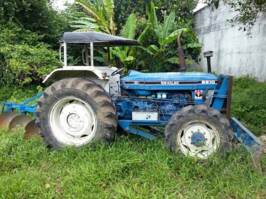 รถไถฟอร์ด รุ่น 7610 2 เพลา. สนใจติดต่อ 081 - 6079515 รถไถฟอร์ด รุ่น 7610 2 เพลา. สนใจติดต่อ 081 - 6079515