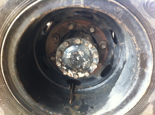 HiNO 226 หัวไฮเทค เครื่อง P11C-330 Turbo ช่วงล่าง ZM 10 น้อต ราคาเก็บงานเรียบร้อย ยาง แอร์ สีคัสซี ทะเบียนพร้อมโอน HiNO 226 หัวไฮเทค เครื่อง P11C-330 Turbo ช่วงล่าง ZM 10 น้อต ราคาเก็บงานเรียบร้อย ยาง แอร์ สีคัสซี ทะเบียนพร้อมโอน