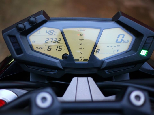 ขาย Kawasaki Z800 รถปี 2014 พร้อมทะเบียนแท้ รถใหม่กริ๊ปสภาพป้ายแดง เพิ่งรับป้ายทะเบียนสดๆร้อนๆ ไ