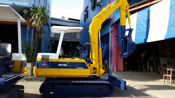 ขาย รถขุด KOMATSU รุ่น PC40-6- แทร็กเหล็ก มือสองญี่ปุ่น ขาย รถขุด KOMATSU รุ่น PC40-6- แทร็กเหล็ก มือสองญี่ปุ่น