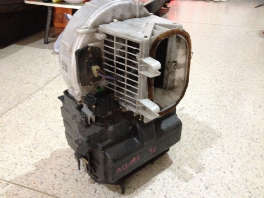 ตู้แอร์พร้อมพัดลม AC 96 ของเก่าญี่ปุ่นสภาพสวย