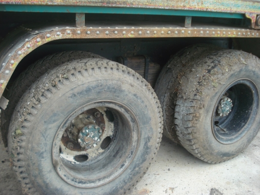 ขายรถ 10 ล้อ HINO 3M 2 เพลา 240 แรงม้า ดั๊มได้ ปี '45 โทร. 0816205482, 0844233207 สภาพดีพร้อมใช้งาน ขายรถ 10 ล้อ HINO 3M 2 เพลา 240 แรงม้า ดั๊มได้ ปี '45 โทร. 0816205482, 0844233207 สภาพดีพร้อมใช้งาน