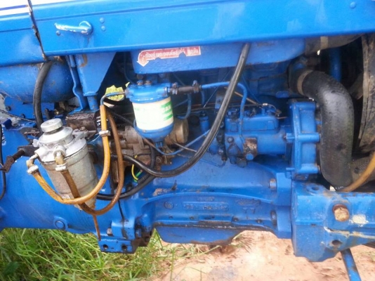 ขายรถไถฟอร์ด 4000 เครื่อง T7 อุปกรณ์ผานหลัง สภาพสวย พร้อมใช้งาน เอกสารเล่มทะเบียนพร้อมโอน สนใจโทร090-8588220คุณนะ ID:narong498 หรือ www.truck.in.th/498 ขายรถไถฟอร์ด 4000 เครื่อง T7 อุปกรณ์ผานหลัง สภาพสวย พร้อมใช้งาน เอกสารเล่มทะเบียนพร้อมโอน สนใจโทร090-8588220คุณนะ ID:narong498 หรือ www.truck.in.th/498