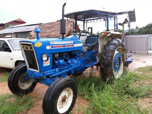 ขายรถไถฟอร์ด 4000 เครื่อง T7 อุปกรณ์ผานหลัง สภาพสวย พร้อมใช้งาน เอกสารเล่มทะเบียนพร้อมโอน สนใจโทร090-8588220คุณนะ ID:narong498 หรือ www.truck.in.th/498 ขายรถไถฟอร์ด 4000 เครื่อง T7 อุปกรณ์ผานหลัง สภาพสวย พร้อมใช้งาน เอกสารเล่มทะเบียนพร้อมโอน สนใจโทร090-8588220คุณนะ ID:narong498 หรือ www.truck.in.th/498