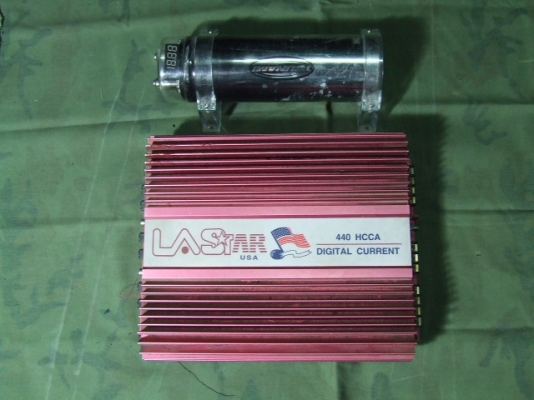 ขายถูกขายทิ้งครับสองชิ้น2500บาทของนอกทั้งคู่ครับ ขายถูกขายทิ้งครับสองชิ้น2500บาทของนอกทั้งคู่ครับ