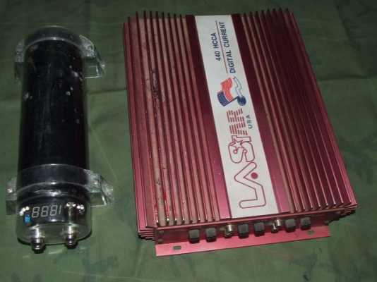 ขายถูกขายทิ้งครับสองชิ้น2500บาทของนอกทั้งคู่ครับ ขายถูกขายทิ้งครับสองชิ้น2500บาทของนอกทั้งคู่ครับ