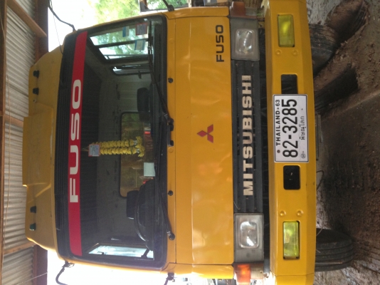 ขายรถ 6ล้อใหญ่พร้อมดั้ม มิตซูบิชิ FN 527S  10สปีดเกียร์ฟุตเลอร์  2เพลา ต่อรองราคาได้