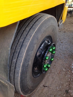 ขายรถ 6ล้อใหญ่พร้อมดั้ม มิตซูบิชิ FN 527S  10สปีดเกียร์ฟุตเลอร์  2เพลา ต่อรองราคาได้