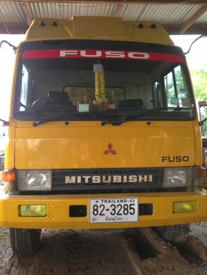 ขายรถ 6ล้อใหญ่พร้อมดั้ม มิตซูบิชิ FN 527S  10สปีดเกียร์ฟุตเลอร์  2เพลา ต่อรองราคาได้