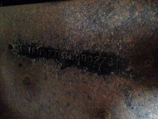 ขายรถ 6ล้อใหญ่พร้อมดั้ม มิตซูบิชิ FN 527S  10สปีดเกียร์ฟุตเลอร์  2เพลา ต่อรองราคาได้