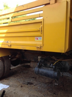 ขายรถ 6ล้อใหญ่พร้อมดั้ม มิตซูบิชิ FN 527S  10สปีดเกียร์ฟุตเลอร์  2เพลา ต่อรองราคาได้