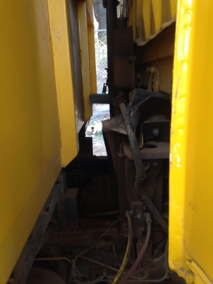 ขายรถ 6ล้อใหญ่พร้อมดั้ม มิตซูบิชิ FN 527S  10สปีดเกียร์ฟุตเลอร์  2เพลา ต่อรองราคาได้