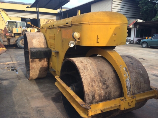 ต้องการขายรถบดSAKAI KD7610 ตรวจเช็คทำสีพร้อมใช้