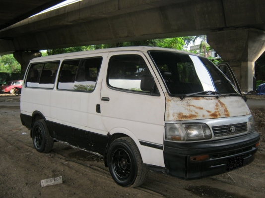ขายรถตู้โตโยต้า วางเครื่อง1Gติดแก๊ส28000ขับได้