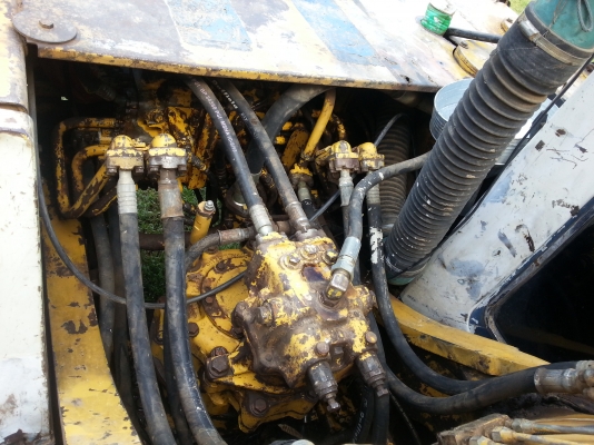 ขาย 200-5 โคมัสสุ 0857258974พิบูลเครื่องเดิมปั้มเดิม ขาย 200-5 โคมัสสุ 0857258974พิบูลเครื่องเดิมปั้มเดิม