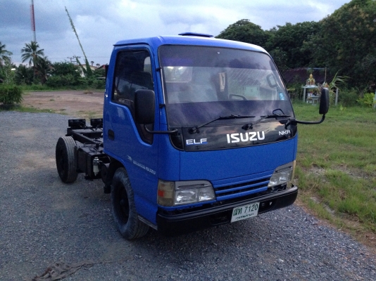 4ล้ออีซูซุNKRทะเบียนไม่ติดเวลา