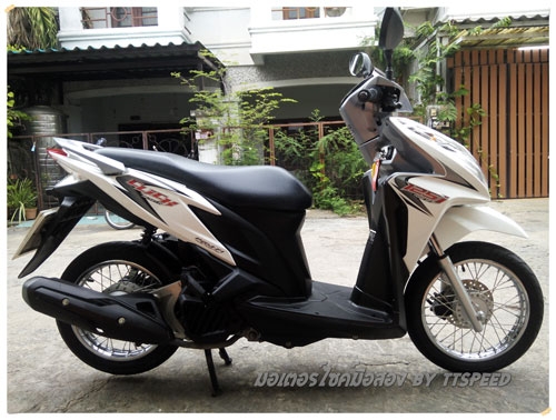 Click 125i สีขาวไมล์ 3500 รถบ้านมือเดียวปี 55