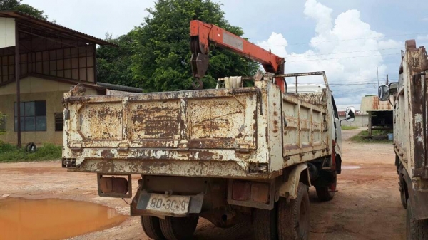 ขายรถดั้มKM777 ติดเครน2.5ตัน เครื่องดี แคชซีสวย สภาพพร้อมใช้งาน เอกสารพร้อมโอน สนใจโทร 090-8588220คุณนะ ID:narong498 หรือ www.truck.in.th/498