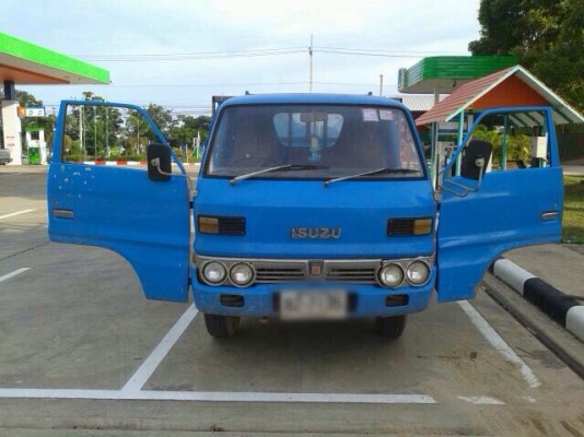 ขายรถสี่ล้อ Isuzu ELF เครื่อง 75 แรง เพลาลอย คานแข็ง ทะเบียนพร้อม ขายรถสี่ล้อ Isuzu ELF เครื่อง 75 แรง เพลาลอย คานแข็ง ทะเบียนพร้อม