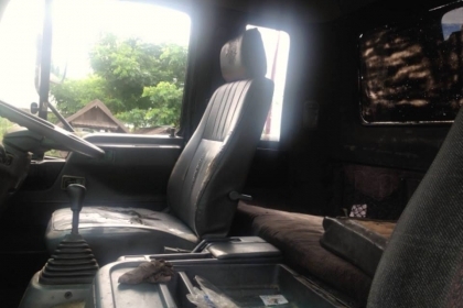 ***700,000 บ.ต่อรอง***ขาย10ล้อเพลาเดียวหางปลาขึ้นรถเกี่ยว HINO KT925 วางหัวสิงห์ไฮเทค วางเครื่องHO7C-185แรง (ลงเล่มครบ) หัวเก๋งสภาพสวย ภายในเต็ม พ.พาวเวอร์ เครื่องแน่นๆ แรงๆ ไม่เยิ้ม เกียร์ดี ไม่หลุด ช่วงล่างเพลาเดียวเดิม คัสซีเก็บงานเรียบร้อยแล้ว ซับบน-ซ