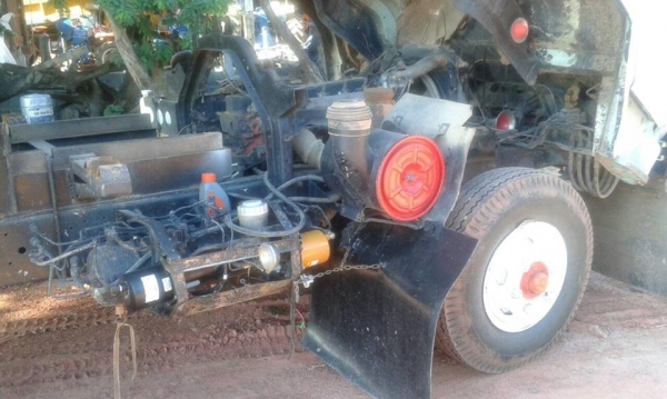 ขายรถดั้มISUZU ร็อกกี้175แรง เครื่องดี แคชซีสวย ยางดี พ.เพาเวอร์ เบรกทิฟฟี่ ภายในสวย แอร์เย็น สภาพพร้อมใช้งาน เอกสารพร้อมโอน สนใจโทร 090-8588220คุณนะ ID:narong498 หรือ www.truck.in.th/498