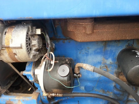 ขายรถไปเครื่องT5 เครื่องดี ช่วงล่างแน่น ใช้งานได้ทุกระบบ อุปกรณ์ดันหน้า กับผานหลัง สภาพสวยพร้อมใช้งาน เอกสารพร้อมโอน สนใจโทร 090-8588220คุณนะ ID:narong498 หรือ www.truck.in.th/498