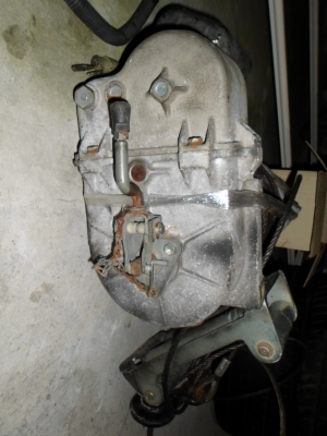 วิ้นหัวโหนก 12v โวล์  รีโหมด รีเลย์ครบ  โรลเลอขาวๆๆ สลิงไม่เคยใช้งาน   เพิ่งเปิดตู้ japan มาครับ