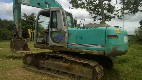 SK200-6 YN09..มีเล่มทะเบียน ไฟฟ้าครบ ช่วงล่างสวยดี เอวมีขยับนิดแต่เอวดี..รถสวยดีใช้ได้.. SK200-6 YN09..มีเล่มทะเบียน ไฟฟ้าครบ ช่วงล่างสวยดี เอวมีขยับนิดแต่เอวดี..รถสวยดีใช้ได้..