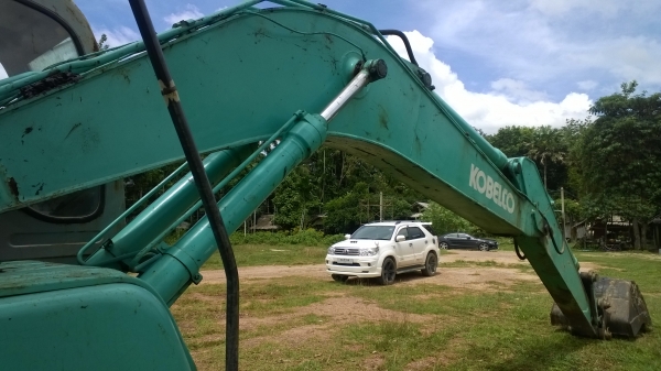 SK200-6 YN09..มีเล่มทะเบียน ไฟฟ้าครบ ช่วงล่างสวยดี เอวมีขยับนิดแต่เอวดี..รถสวยดีใช้ได้.. SK200-6 YN09..มีเล่มทะเบียน ไฟฟ้าครบ ช่วงล่างสวยดี เอวมีขยับนิดแต่เอวดี..รถสวยดีใช้ได้..