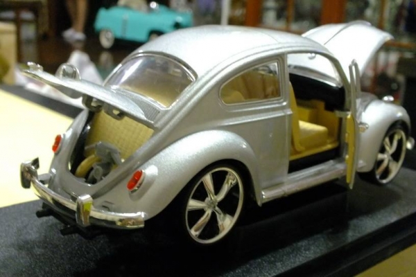 ขายตาหวานกันชนรั้ว รถคลาสสิคบังคับวิทยุ ขายตาหวานกันชนรั้ว รถคลาสสิคบังคับวิทยุ