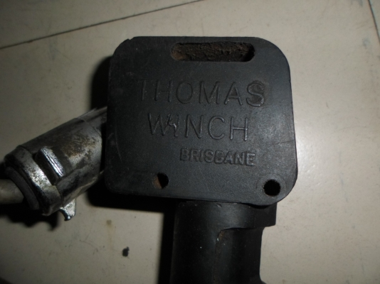 Thomas 3 Winch  ใส่แลนด ซีรี่พอดีเลยครับ  From Australia  12v  หายาก