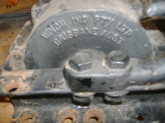 Thomas 3 Winch  ใส่แลนด ซีรี่พอดีเลยครับ  From Australia  12v  หายาก