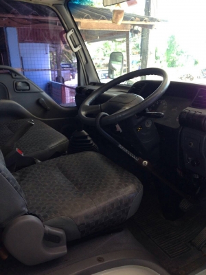 ขายรถบรรทุก 6 ล้อรั้ว ISUZU NKR 100 แรงม้าปี 2550 กระบะยาว 3.10 เมตร ราคา 450000