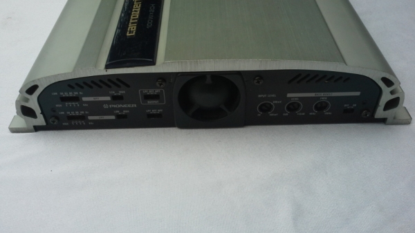 แอมป์ Pioneer Carozzeria รุ่น GM-X602 (100W x 2ch) แอมป์ Pioneer Carozzeria รุ่น GM-X602 (100W x 2ch)