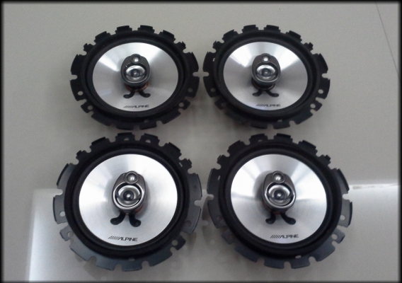 ลำโพง Alpine ขนาด 6" STE-163A แกนร่วม 3 ทาง เสียงดี นุ่มๆใสๆ