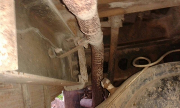 รถอีซูซุ 6 ล้อดั้ม FTR 165 แรงม้า. สนใจติดต่อ 081 - 6079515 รถอีซูซุ 6 ล้อดั้ม FTR 165 แรงม้า. สนใจติดต่อ 081 - 6079515