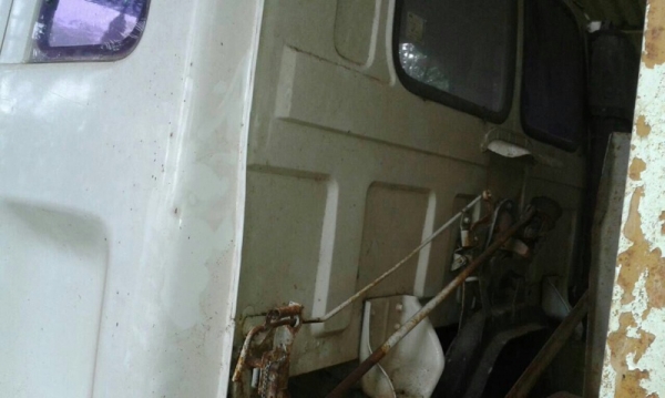 รถอีซูซุ 6 ล้อดั้ม FTR 165 แรงม้า. สนใจติดต่อ 081 - 6079515 รถอีซูซุ 6 ล้อดั้ม FTR 165 แรงม้า. สนใจติดต่อ 081 - 6079515