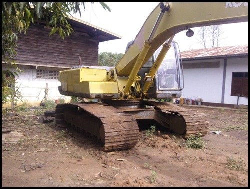 ขายด่วน แมคโคร SK200 ขายด่วน แมคโคร SK200