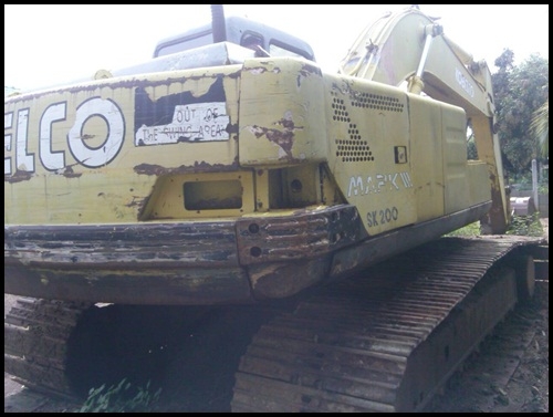 ขายด่วน แมคโคร SK200 ขายด่วน แมคโคร SK200