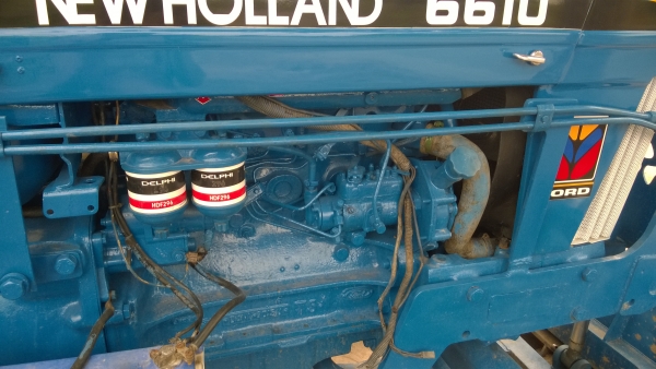 ขายรถไถฟอร์ด 6600 เครื่อง T5 พร้อมใช้งาน  เล่มทะเบียนพร้อม สนใจจิงคุยกานได้คับ