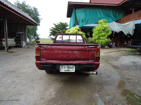 กระบะ  L 200    ปี 95  เครื่อง ดี คัส ซี สวย สนใจติดต่อ  089 5389447  และ 084 9028075