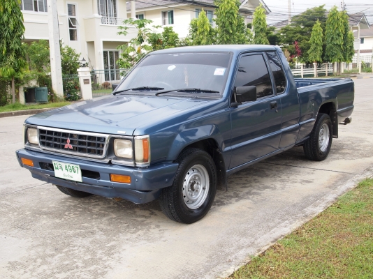 ขายรถกระบะ MITSUBISHI L200 โฉม AEROBODY สภาพดี พร้อมใช้งาน
