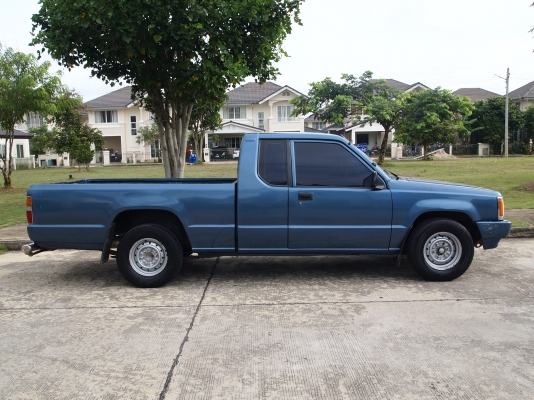 ขายรถกระบะ MITSUBISHI L200 โฉม AEROBODY สภาพดี พร้อมใช้งาน
