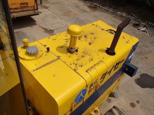 รถตัก Komatsu 515 นำเข้าจาก ญี่ปุ่นแท้ๆ 1000\% สภาพสวยมาก พร้อมใช้งาน 090-986-2521 รถตัก Komatsu 515 นำเข้าจาก ญี่ปุ่นแท้ๆ 1000\% สภาพสวยมาก พร้อมใช้งาน 090-986-2521