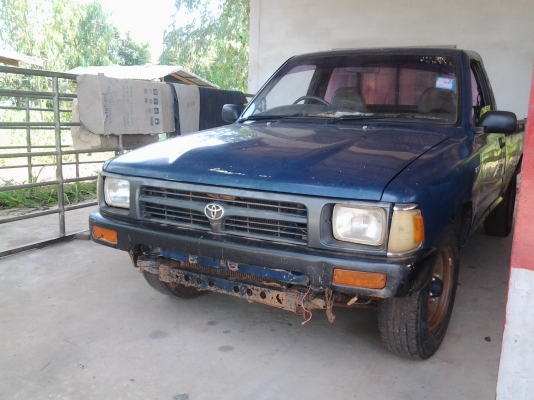 TOYOTA MIGHTY X 2.5 หัวเดียวปี 38 เครื่องเดิม คานหน้าเดิม 68000เลย สีเกิมต้องเก็บครับ ตามสภาพ ภาษีขาด1เดือน