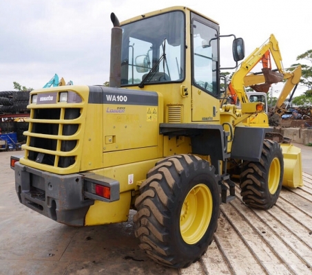 รถตัก Komatsu WA 100-3 นำเข้าจากญี่ปุ่นแท้ 1000\% สวยมาก รถ 2,000 ชั่วโมง ขายถูก 090-986-2521